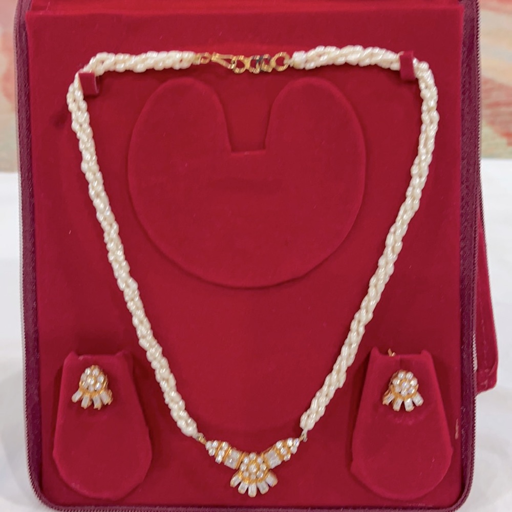 Necklace